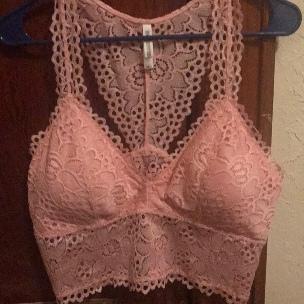 Lacy dusty pink bralette